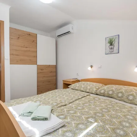 By Interhome * Barbat na Rabu