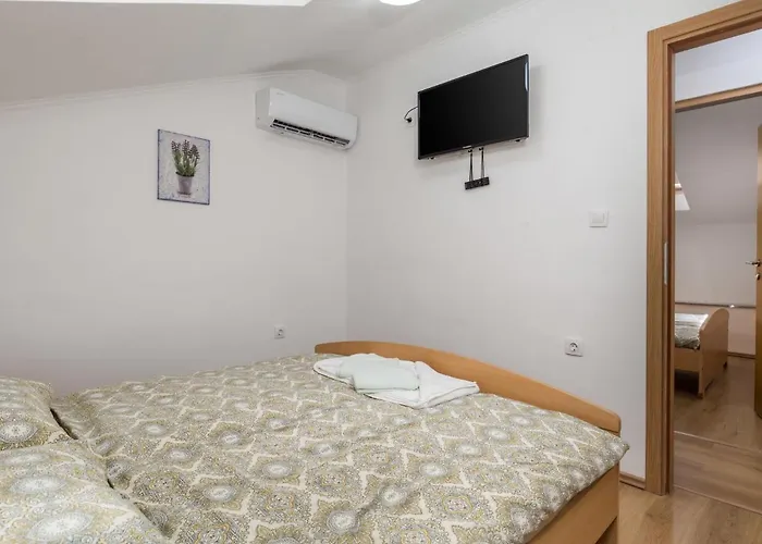 By Interhome Barbat na Rabu